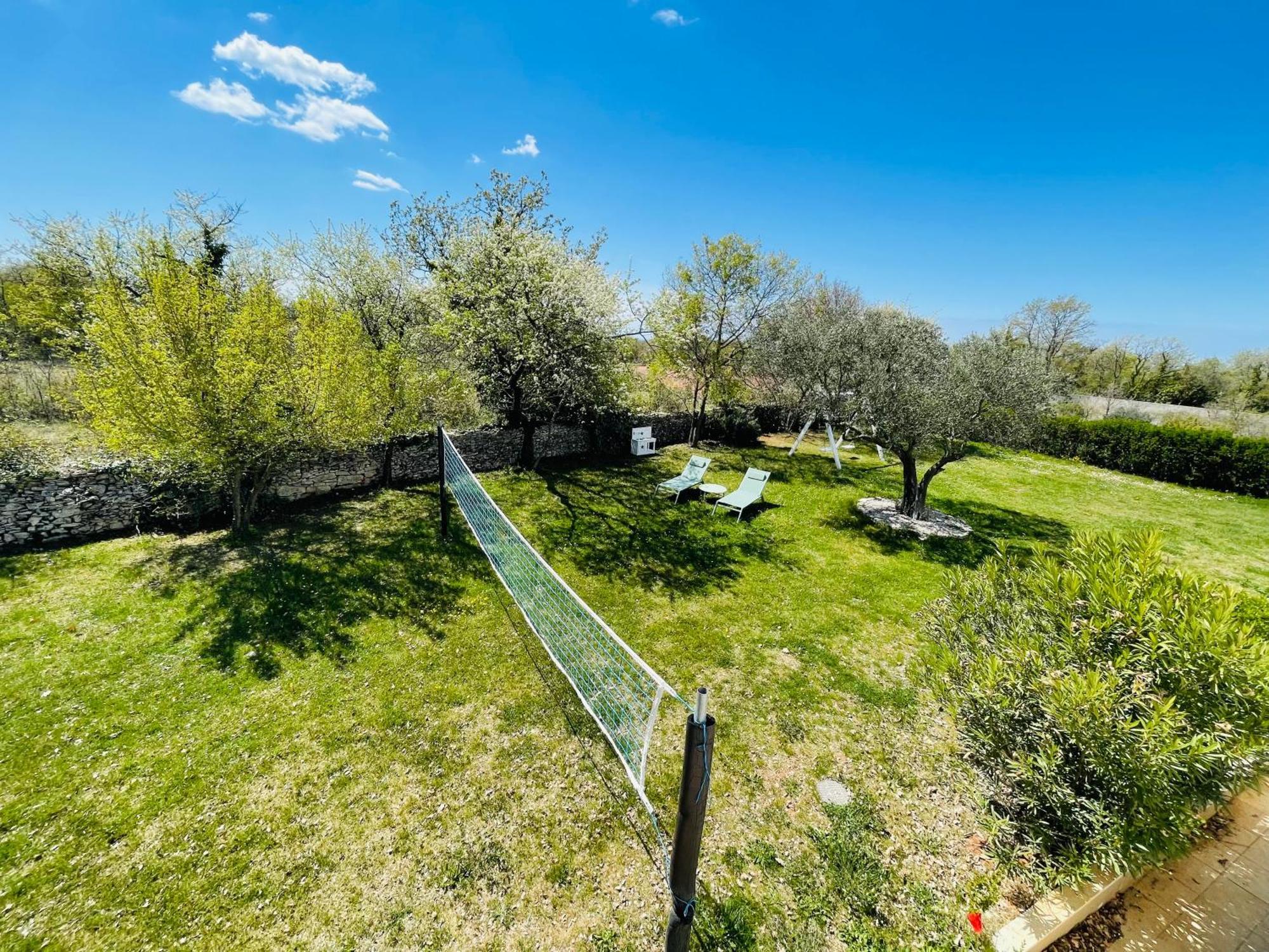 Luxury Villa In Istria - 9,000 Sqm Private Estate With Pool & Sauna, 15 Min To Sea, Near Fazana, 3 Bedrooms Juršići 외부 사진